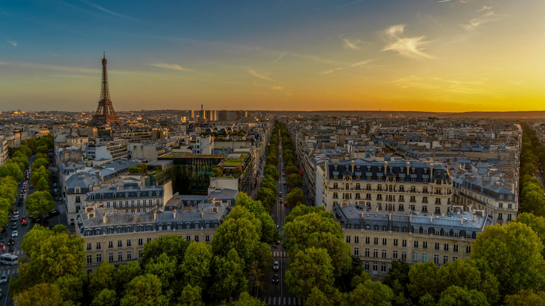 photo of city during dawn